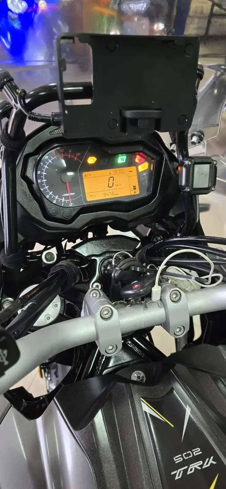 Benelli 500 TRK 502 ABS ! А2 кат.УНИКАЛЕН ! Лизинг !, снимка 11 - Мотоциклети и мототехника - 52996179