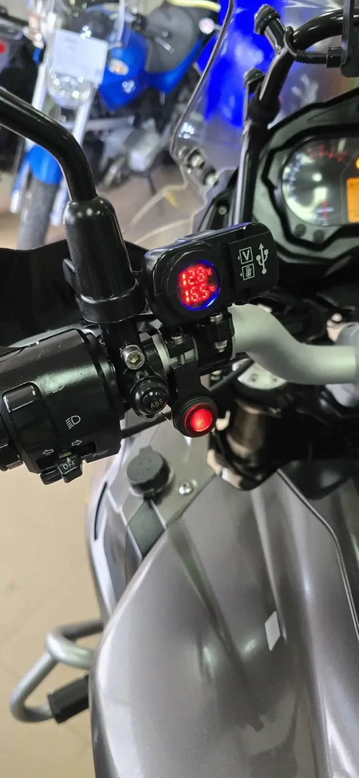 Benelli 500 TRK 502 ABS ! А2 кат.УНИКАЛЕН ! Лизинг !, снимка 13 - Мотоциклети и мототехника - 52996179