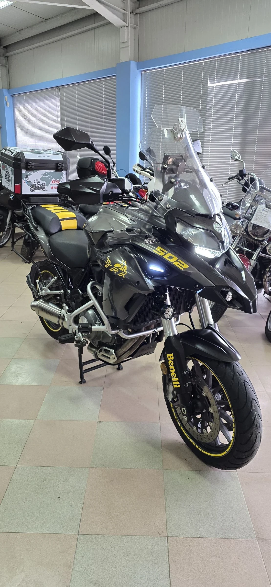 Benelli 500 TRK 502 ABS ! А2 кат.УНИКАЛЕН ! Лизинг !, снимка 1