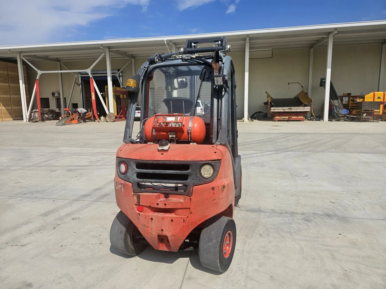 Мотокар Linde H25T-01, снимка 4 - Индустриална техника - 54828408