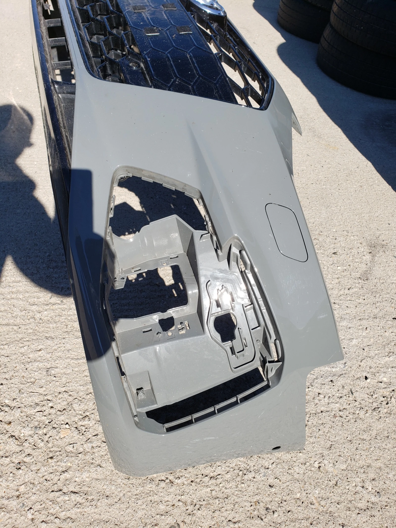 Оригинална броня за AUDI A4 B9 S4 S-LINE ....8W0807683F...., снимка 8 - Части - 54589069
