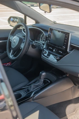 Toyota Corolla 2.0 SE, снимка 17