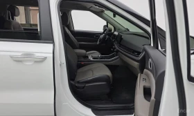 Kia Carnival * 2.2D* PRESTIGE* КОЖА* ПОДГРЕВ* ОБДУХВАНЕ* , снимка 11