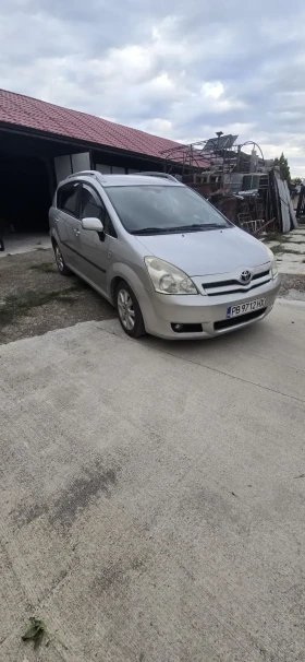 Обява за продажба на Toyota Corolla verso 1.8 LPC ~6 000 лв. - изображение 1