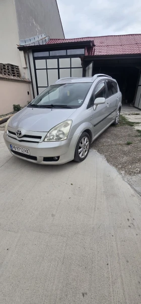 Обява за продажба на Toyota Corolla verso 1.8 LPC ~6 000 лв. - изображение 2