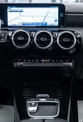Mercedes-Benz A 200 - 49998 лв. / 25563.57 € - 68376062 6