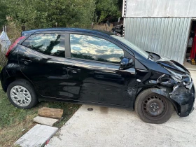 Toyota Aygo 9632km - 4900 € - 11881338 11