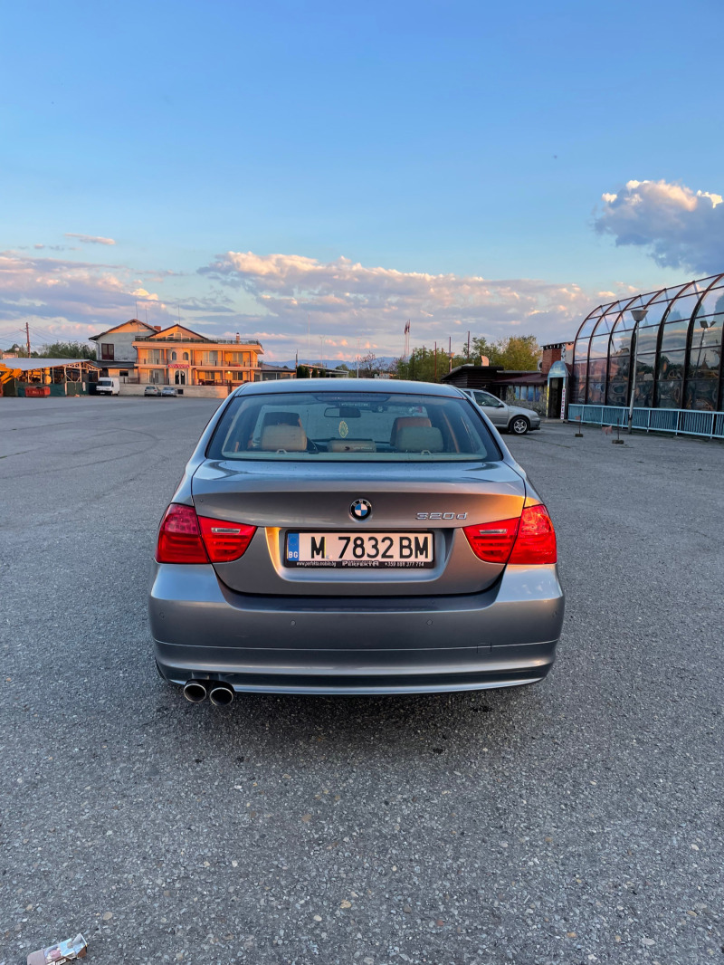 BMW 320 Xdrive , снимка 4 - Автомобили и джипове - 43910503