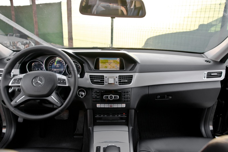 Mercedes-Benz E 200 220cdi AMG, снимка 9 - Автомобили и джипове - 45701641