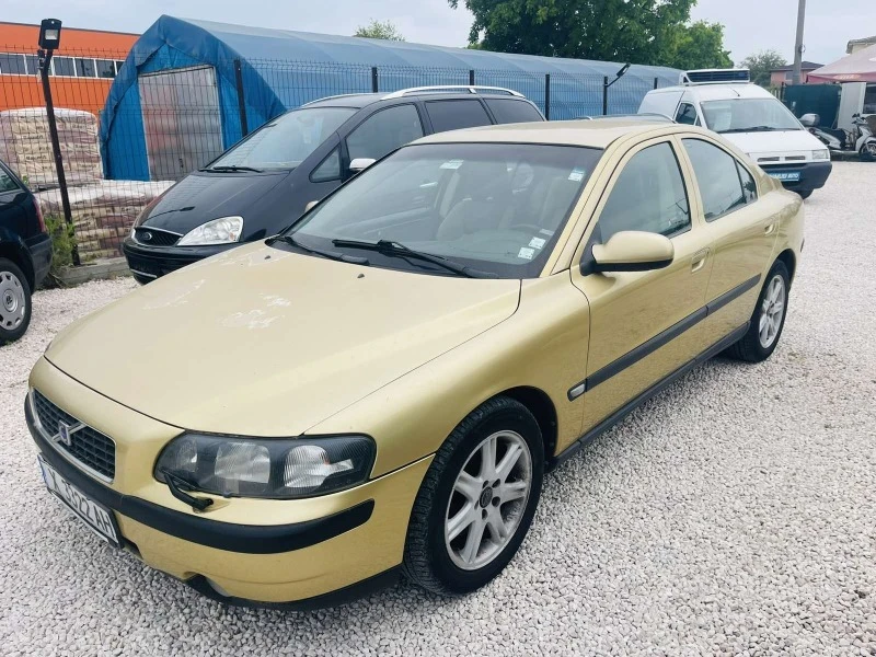 Volvo S60 2.4i, снимка 1 - Автомобили и джипове - 45749501