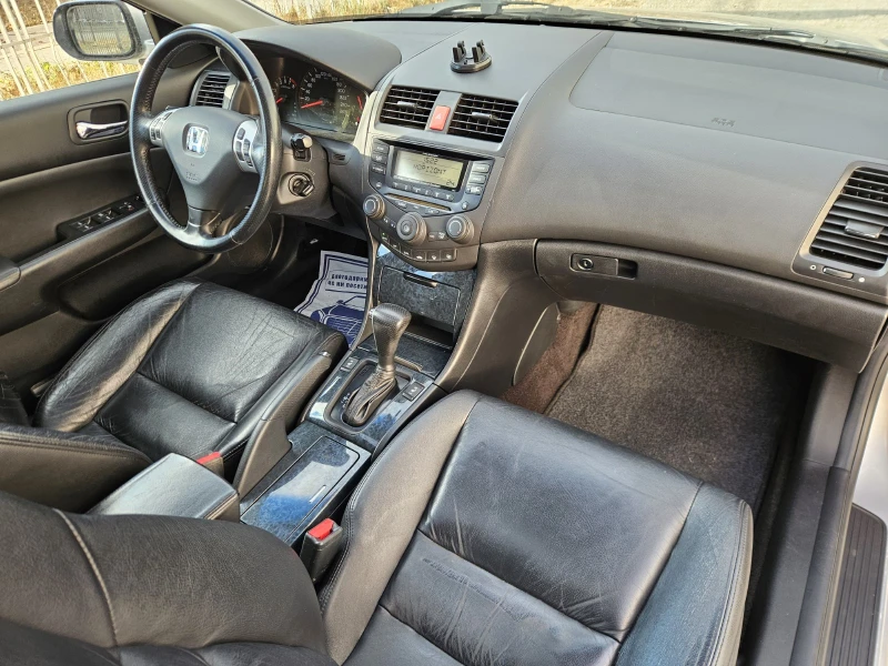 Honda Accord 2.4i-VTEC Executive Touring, снимка 14 - Автомобили и джипове - 47468700