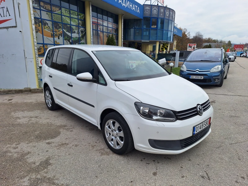 VW Touran 1.6TDI, снимка 9 - Автомобили и джипове - 47989472