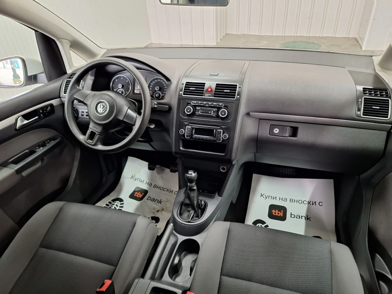 VW Touran 1.6TDI, снимка 13 - Автомобили и джипове - 47989472