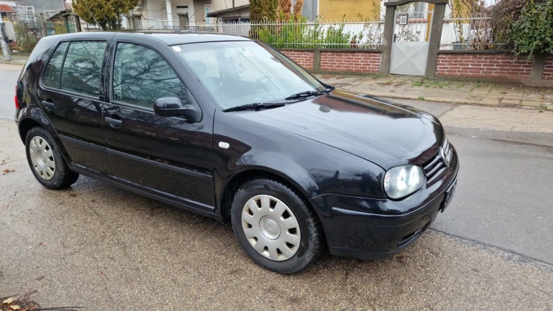 VW Golf 1.9 TDI, снимка 10 - Автомобили и джипове - 48298380