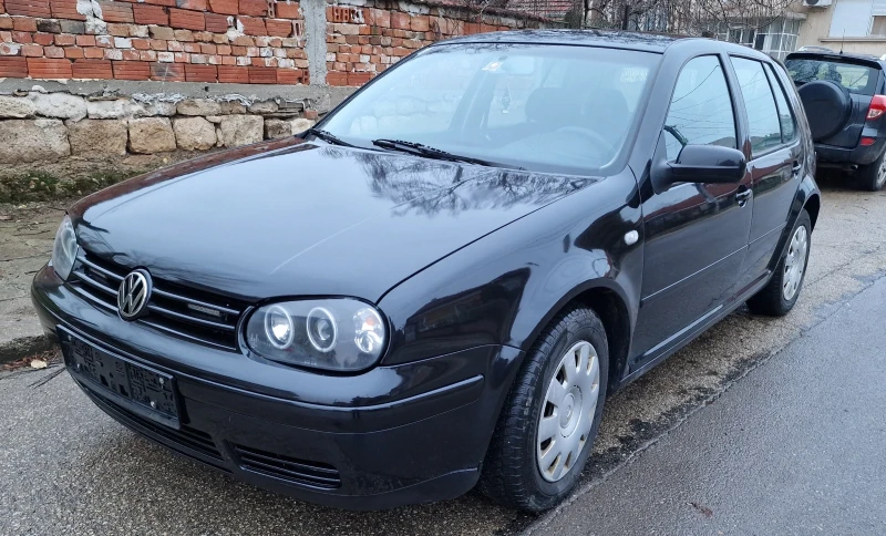 VW Golf 1.9 TDI, снимка 2 - Автомобили и джипове - 48298380