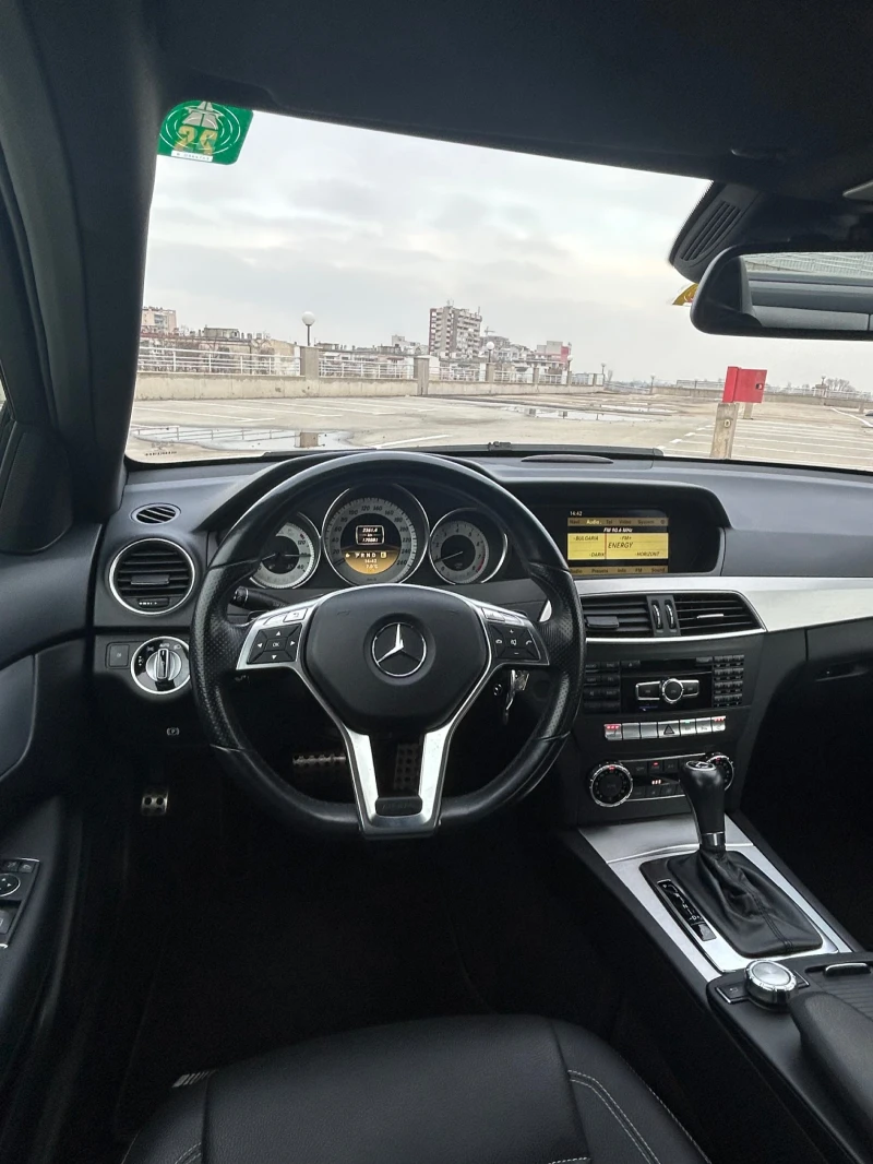 Mercedes-Benz C 250 AMG PACK // HARMAN KARDON, снимка 14 - Автомобили и джипове - 48430001