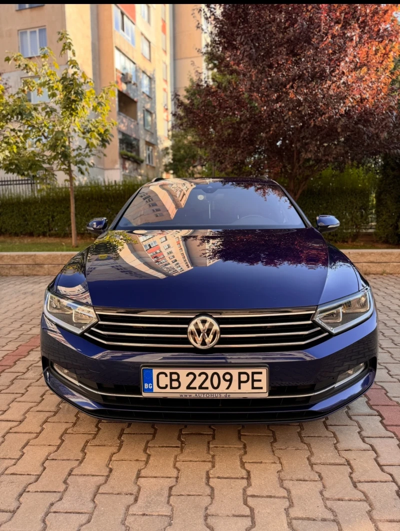 VW Passat 2.0 TDI R_Line, снимка 1 - Автомобили и джипове - 48879071