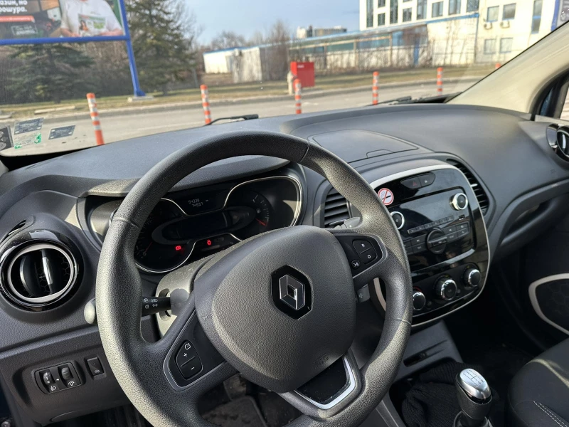 Renault Captur TCe 90 к.с. Stop&Start, снимка 5 - Автомобили и джипове - 48954020