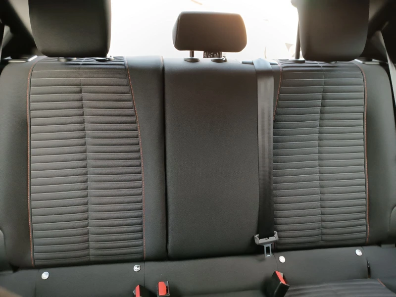 Peugeot 208 1.2 PURE TECH - GAS, снимка 9 - Автомобили и джипове - 52510437