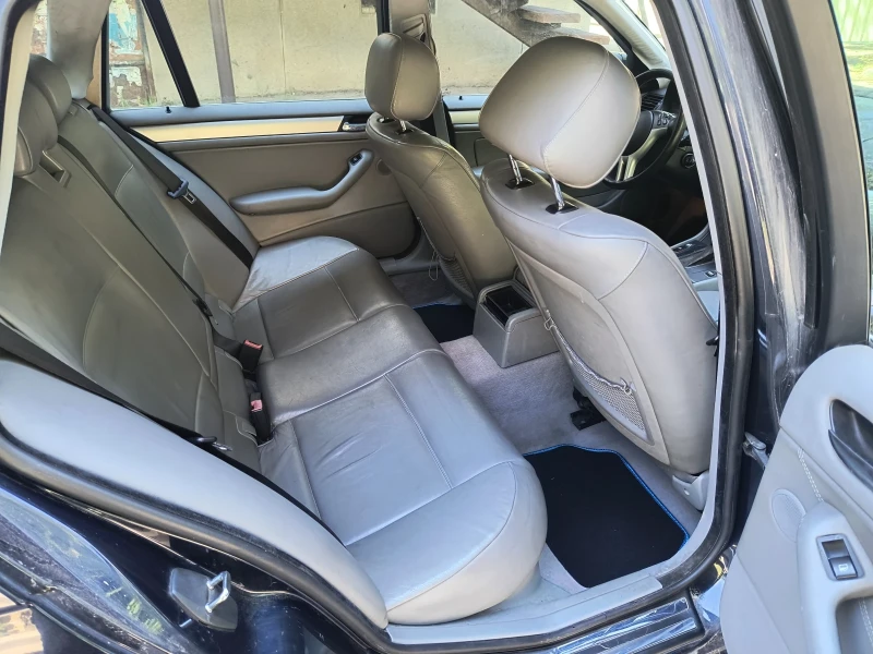 BMW 330, снимка 7 - Автомобили и джипове - 52214008