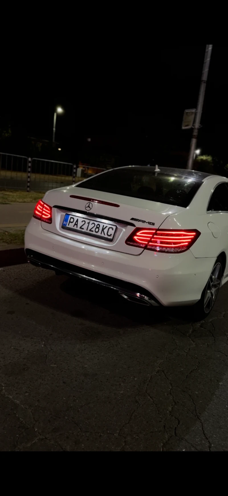 Mercedes-Benz E 220 E220CDI, снимка 3 - Автомобили и джипове - 52425447