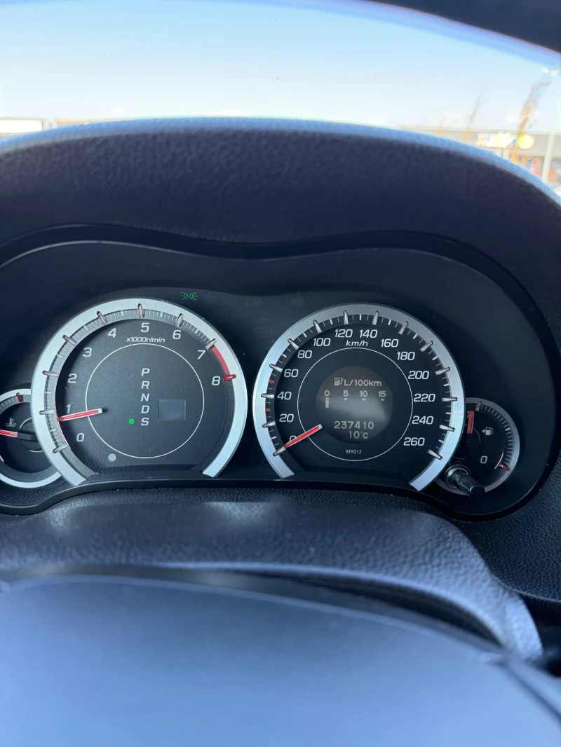 Honda Accord, снимка 10 - Автомобили и джипове - 52275856