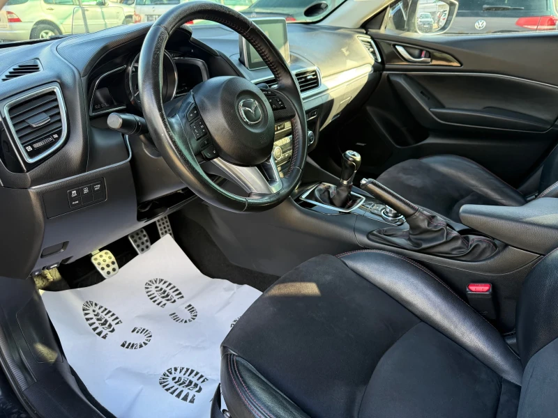 Mazda 3 2.0d/150hp/GT-M/HeadUp/NAVI/BOSSE/, снимка 9 - Автомобили и джипове - 52325919
