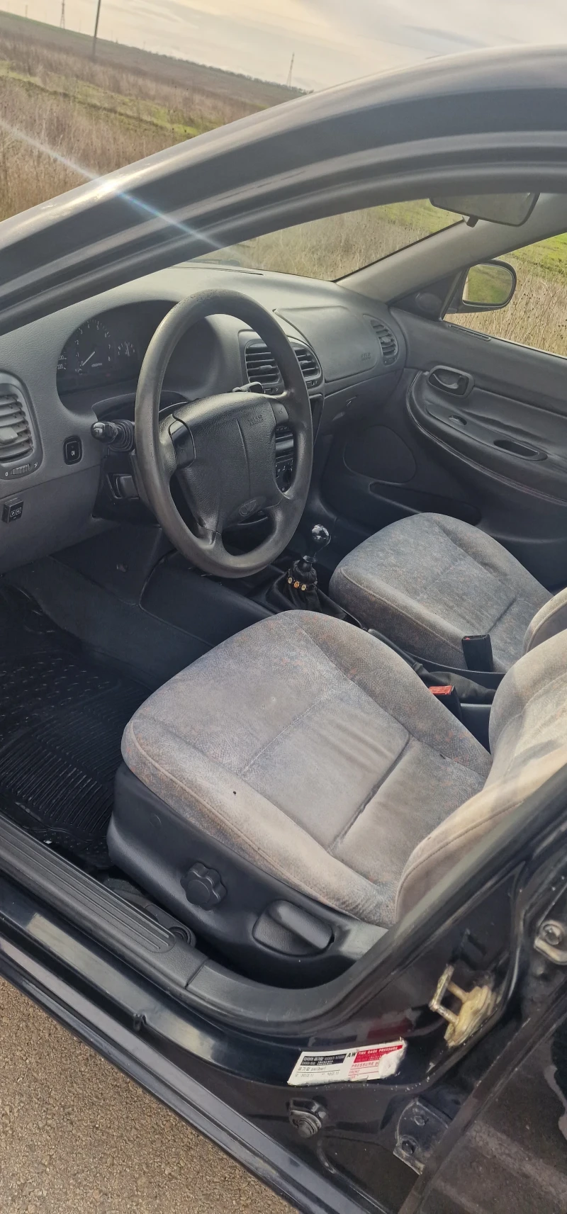 Daewoo Nubira 2.0, снимка 7 - Автомобили и джипове - 52575922