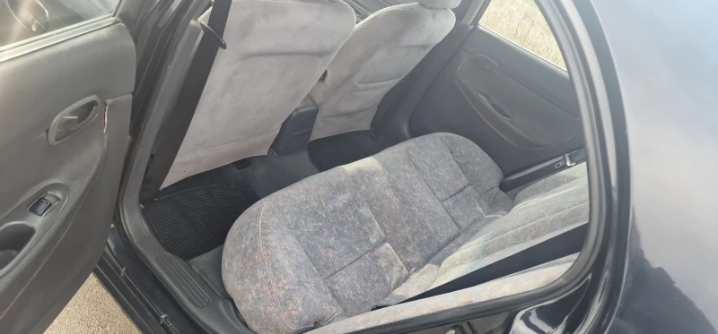 Daewoo Nubira 2.0, снимка 10 - Автомобили и джипове - 52575922