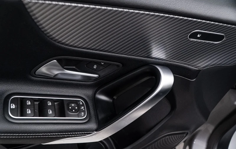 Mercedes-Benz A 200, снимка 9 - Автомобили и джипове - 52572100