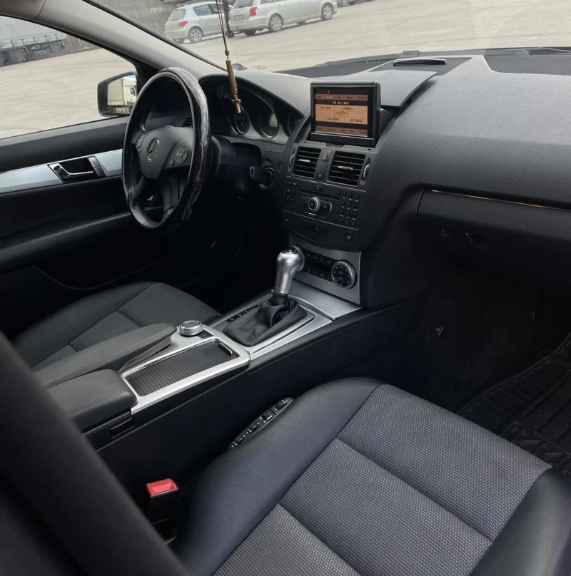 Mercedes-Benz C 220 CDI BlueEFFICIENCY w204, снимка 14 - Автомобили и джипове - 53138831