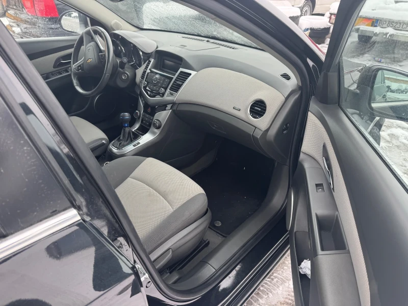Chevrolet Cruze 2.0TDI, снимка 6 - Автомобили и джипове - 53396471