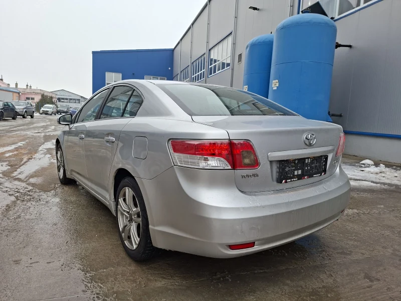 Toyota Avensis ДесенВолан, снимка 5 - Автомобили и джипове - 53535969