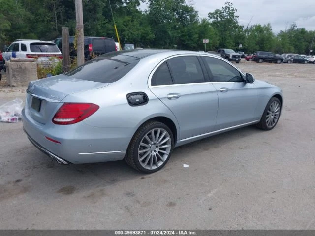 Mercedes-Benz E 300 4MATIC | РЕАЛНИ КИЛОМЕТРИ | СЕРВИЗНА ИСТОРИЯ!!!, снимка 8 - Автомобили и джипове - 47812012