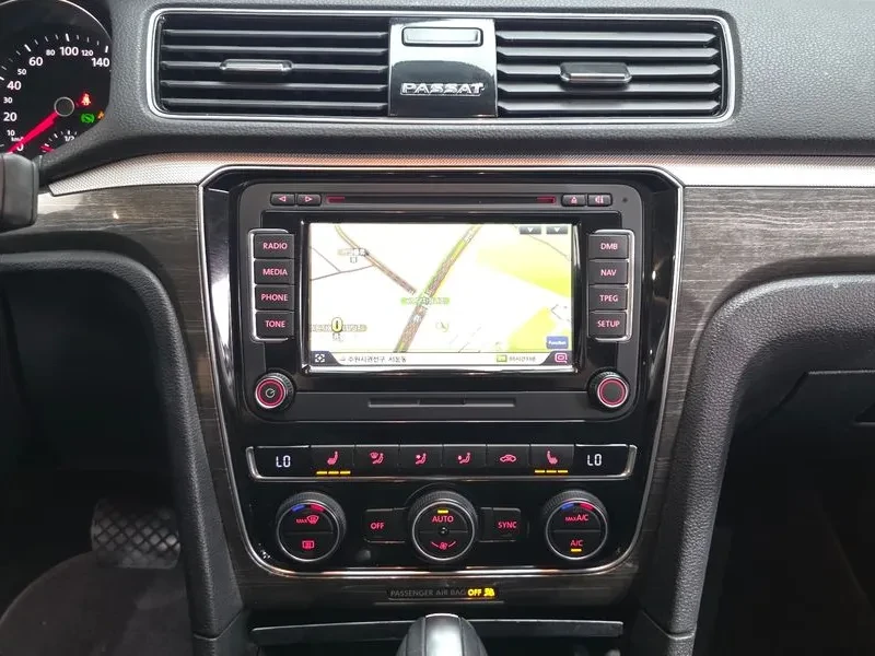 VW Passat 2.0 Tsi B7, снимка 13 - Автомобили и джипове - 55923203
