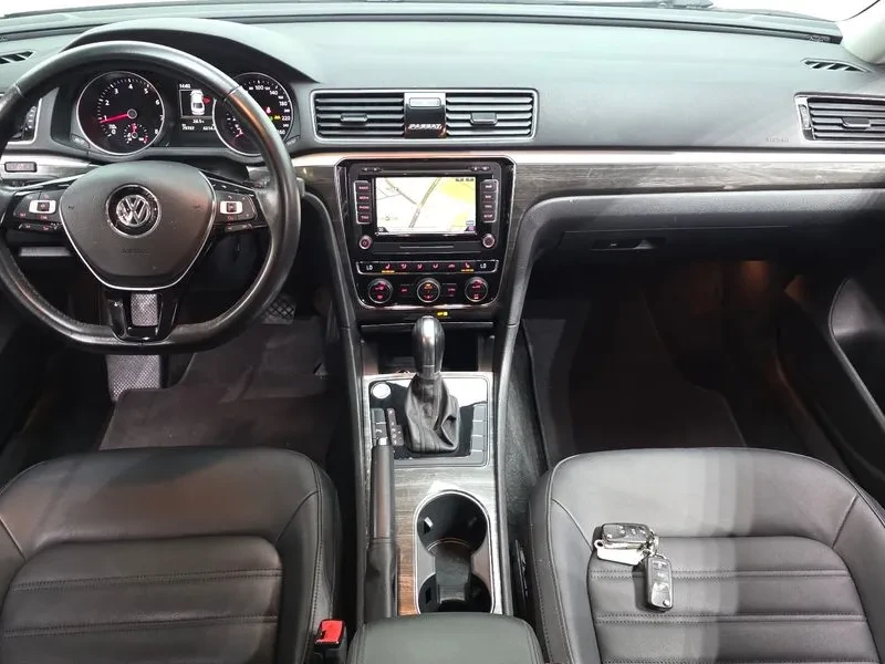 VW Passat 2.0 Tsi B7, снимка 7 - Автомобили и джипове - 55923203