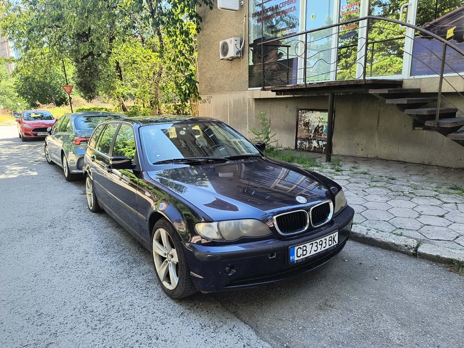 BMW 330, снимка 1
