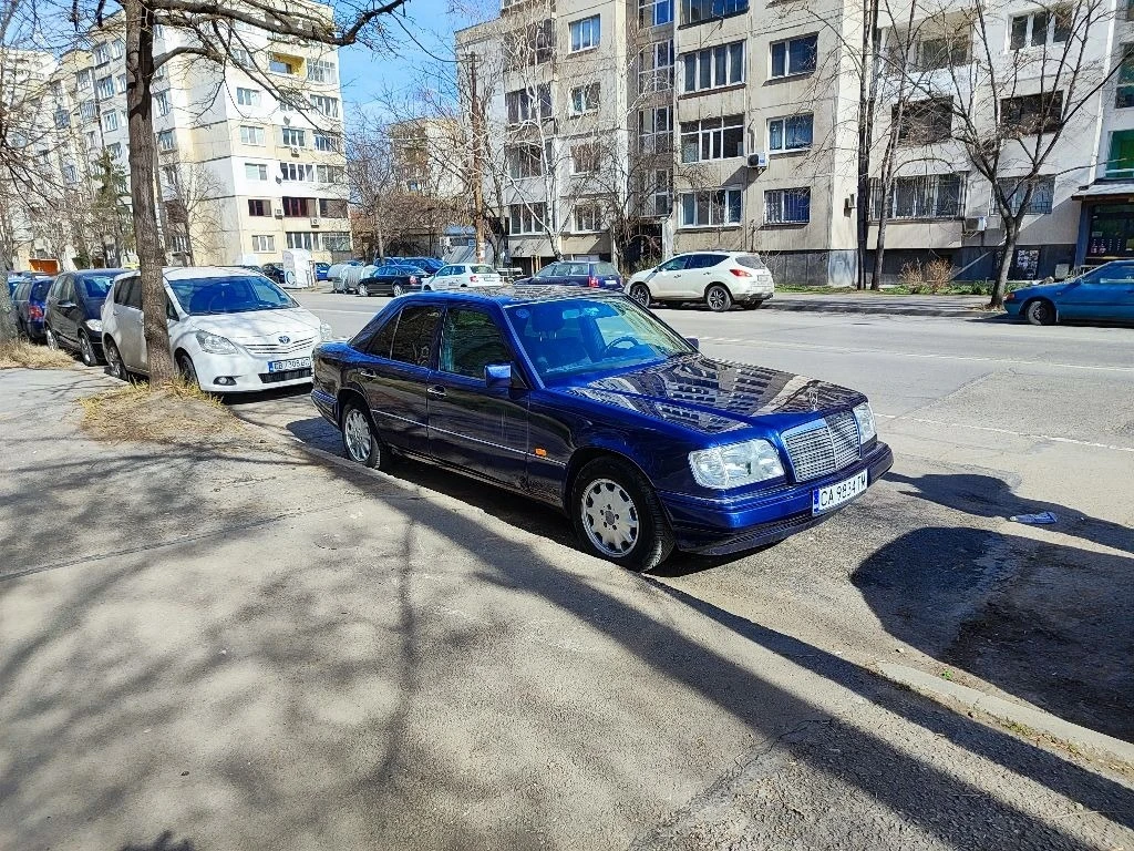 Mercedes-Benz 124  - изображение 2