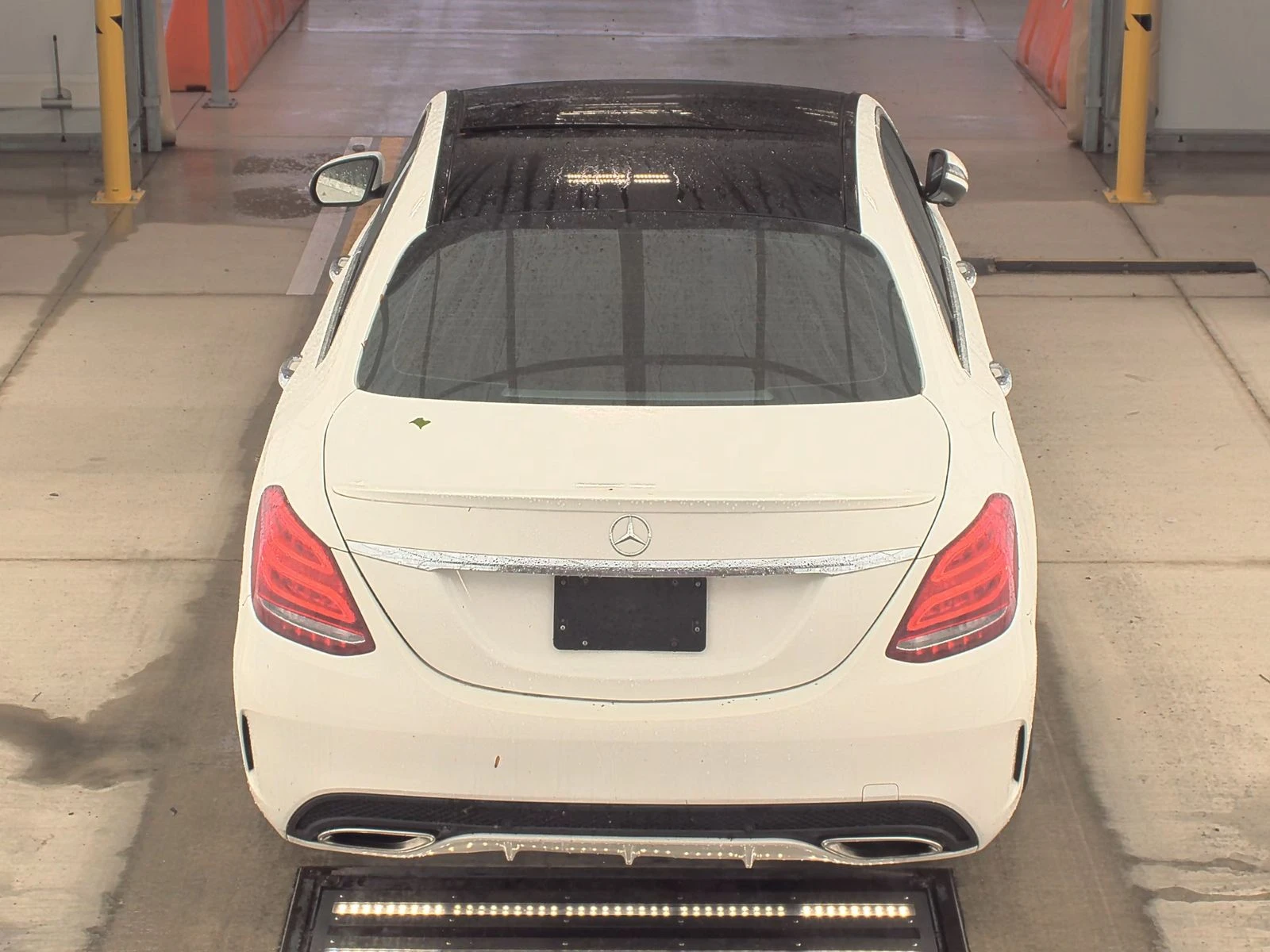 Mercedes-Benz C 300 4MATIC/DESIGNO/ПОДГРЕВ/PANORAMA - изображение 7