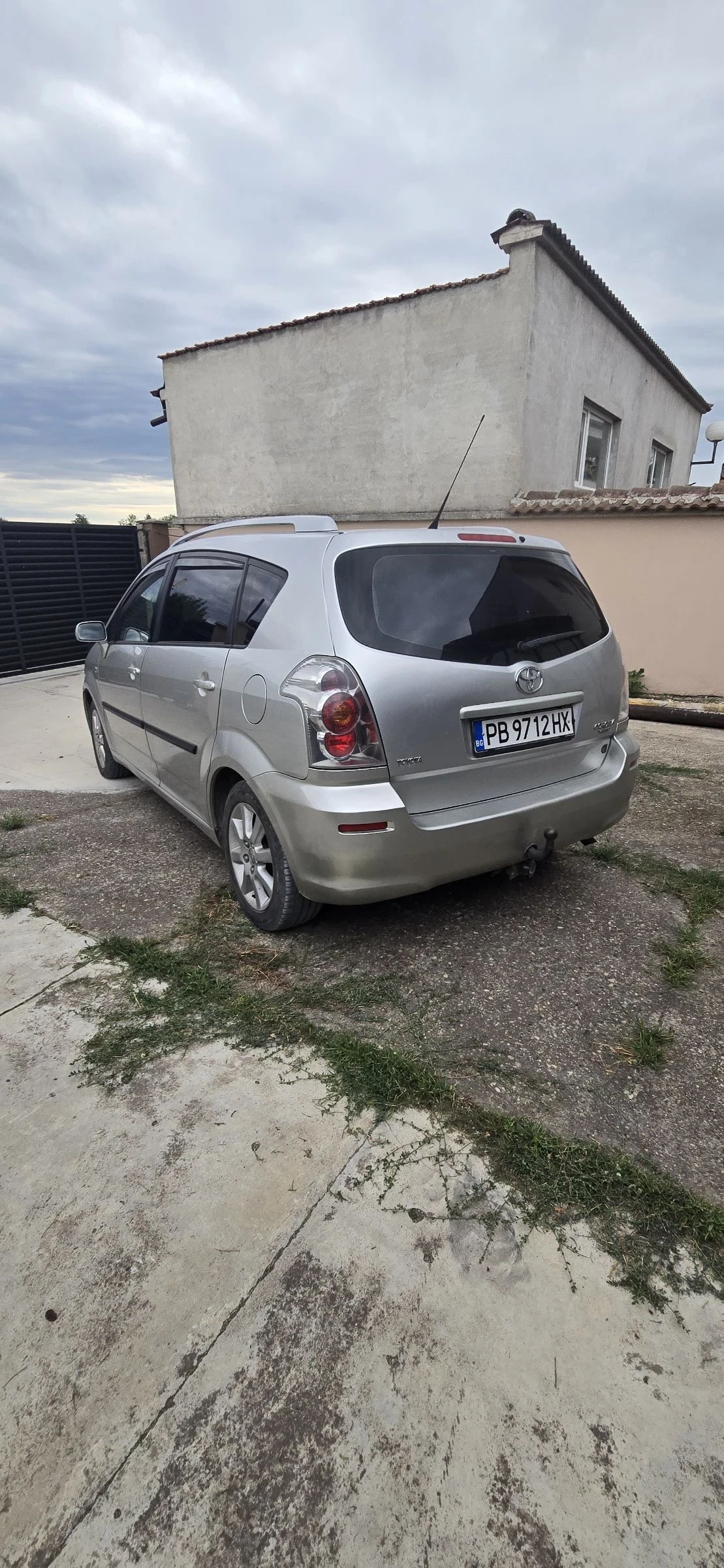 Toyota Corolla verso 1.8 LPC - изображение 4