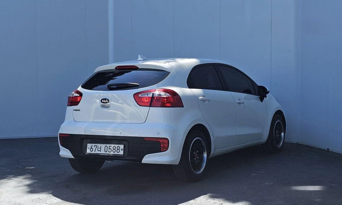 Kia Pride 5DR 1.4 MPI Trendy * НАЙ-ДОБРА ЦЕНА В БЪЛГАРИЯ*  - изображение 2