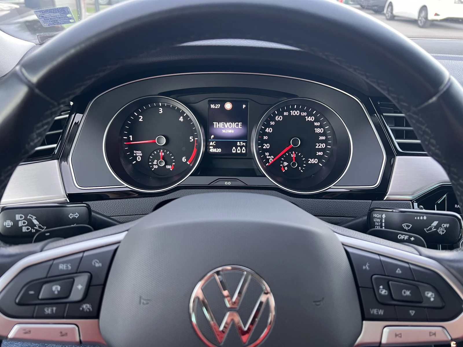 VW Passat Elegance/2.0TDI/150k.c./7AT/ГАРАНЦИЯ - изображение 8