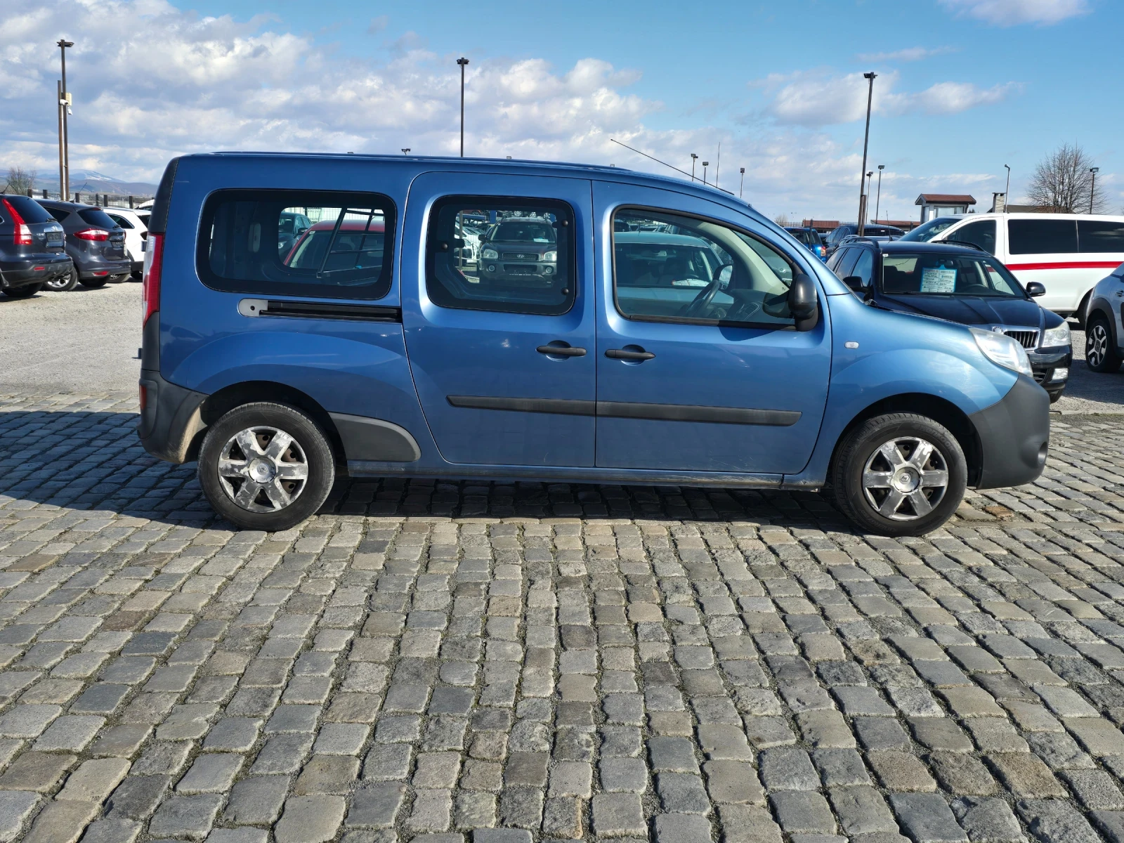 Renault Kangoo 1.5DCI 110�� MAXI 5 ����� N1 EU6B  | Mobile.bg � ����������� 1