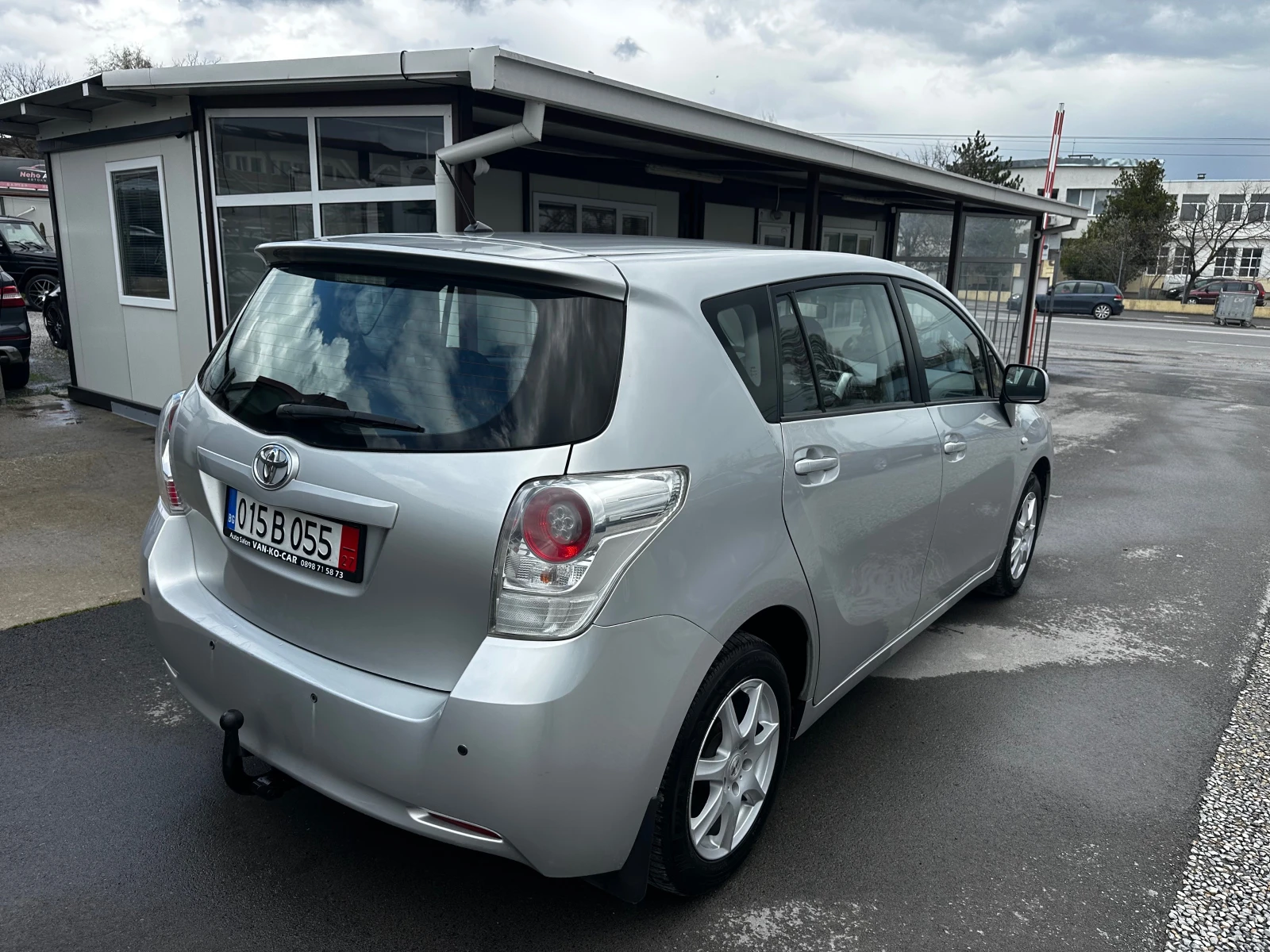 Toyota Verso 2.0D4D 126к.с, снимка 2 - Автомобили и джипове - 54080503