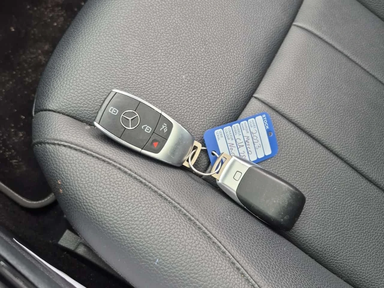 Mercedes-Benz CLA 250 DISTRONIC| PANORAMA| 2 �����| CARFAX|  | Mobile.bg � ����������� 17