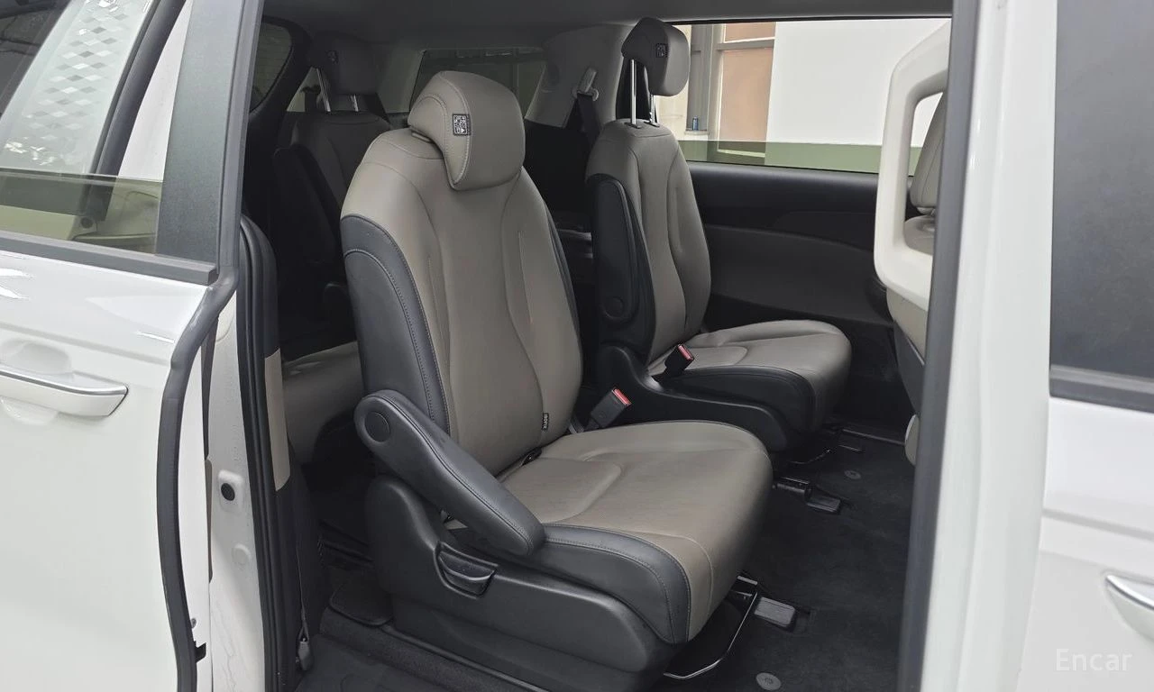 Kia Carnival * 2.2D* PRESTIGE* ����* �������* ���������*  | Mobile.bg � ����������� 12