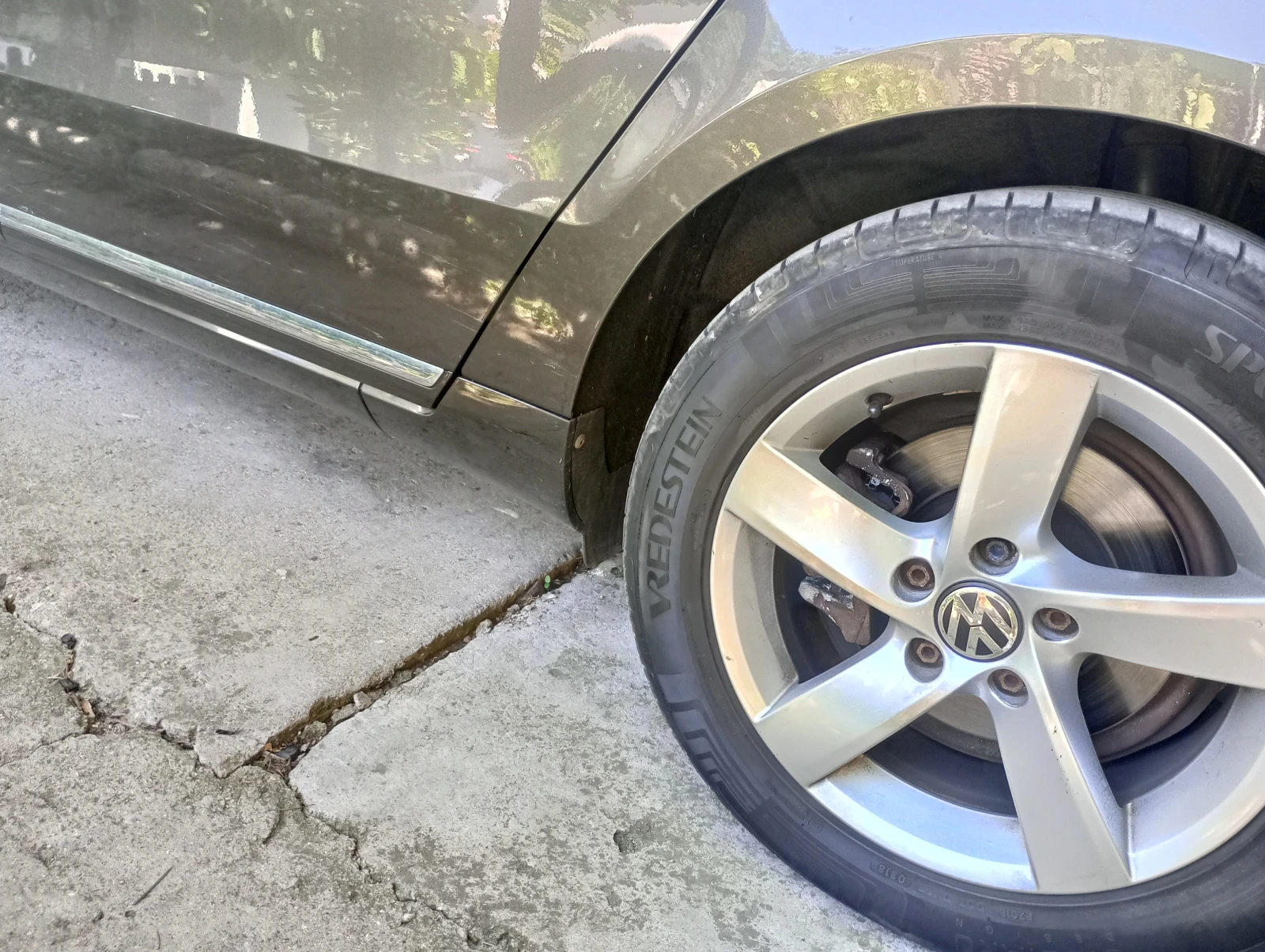 VW Passat, снимка 15 - Автомобили и джипове - 54421395