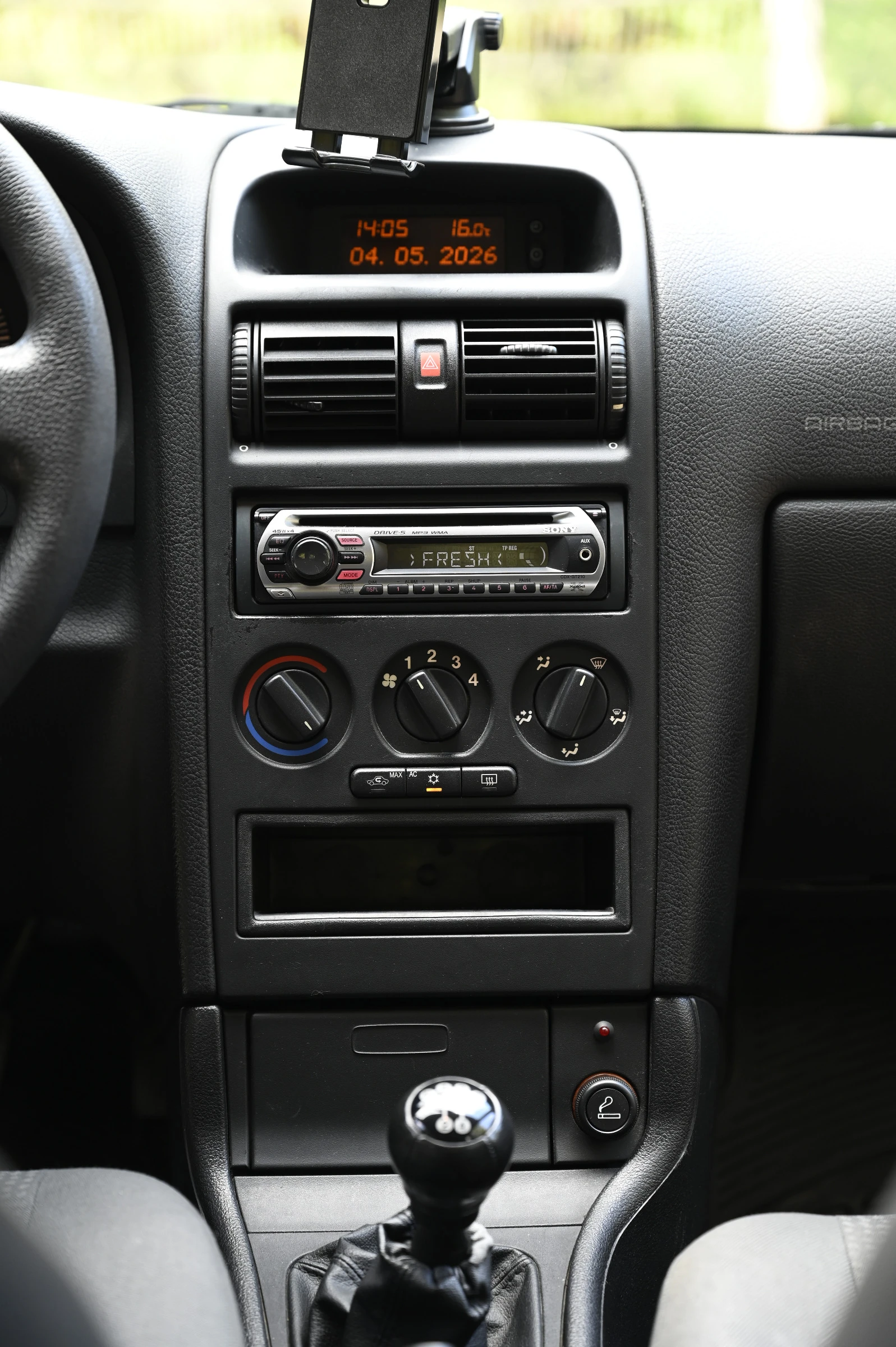 Opel Astra 1.4 Classic, снимка 16 - Автомобили и джипове - 54591418