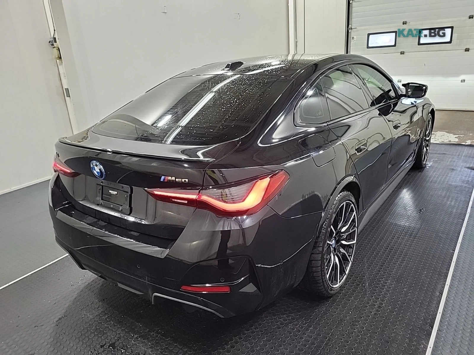 BMW i4 * M50* XDRIVE* КОЖА* ПОДГРЕВ* КАМЕРА* HEAD-UP* ПАН, снимка 3 - Автомобили и джипове - 54925144