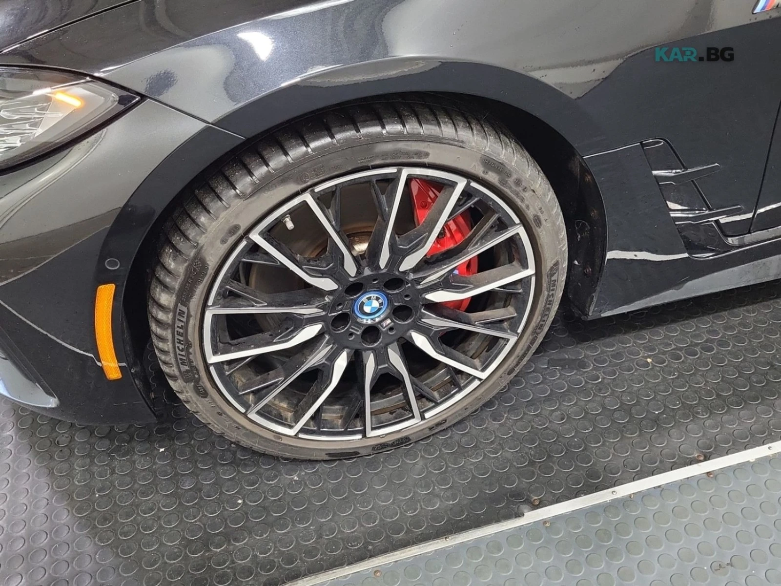 BMW i4 * M50* XDRIVE* КОЖА* ПОДГРЕВ* КАМЕРА* HEAD-UP* ПАН, снимка 6 - Автомобили и джипове - 54925144